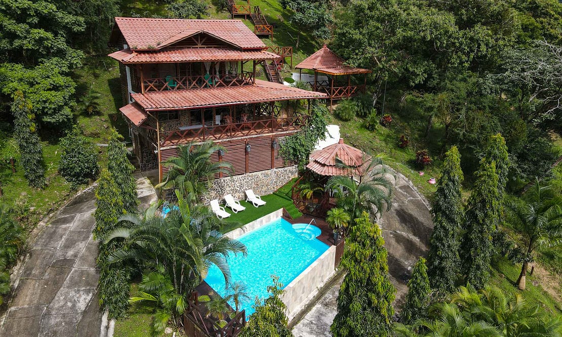 Charming Chalet in Altos de Maria, Panama Roots Real Estate